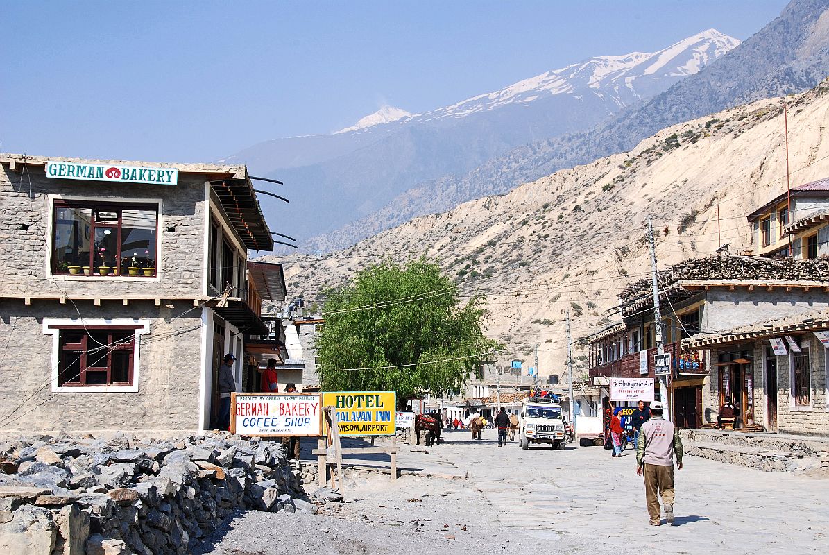 08 Jomsom With Dhaulagiri Poking Above Ridge 